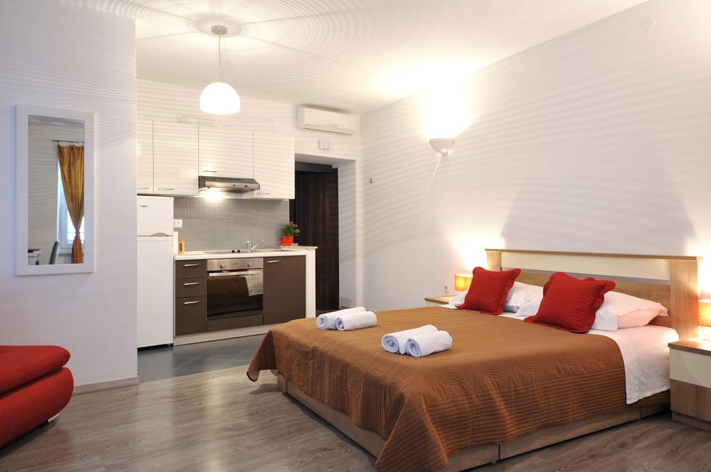 Rooms & Apartments 72 Zadar Luaran gambar